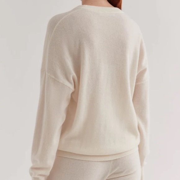 Lululemon Sweater - Picture 3 of 7